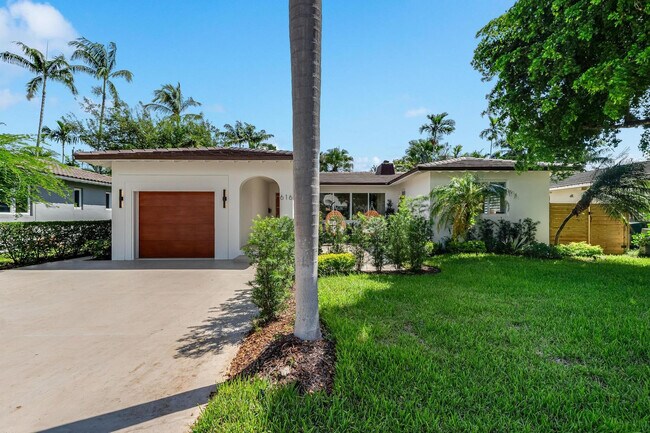 Building Photo - 616 NE 16th Terrace