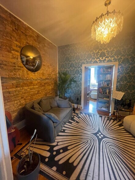 Building Photo - 241 Carlton Ave