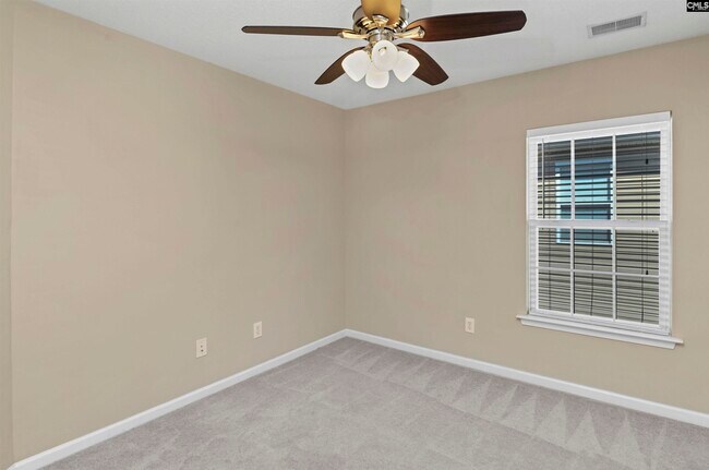 Building Photo - 21 Spears Ct