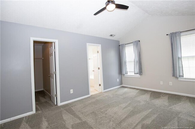 Building Photo - 196 Lochwood Dr
