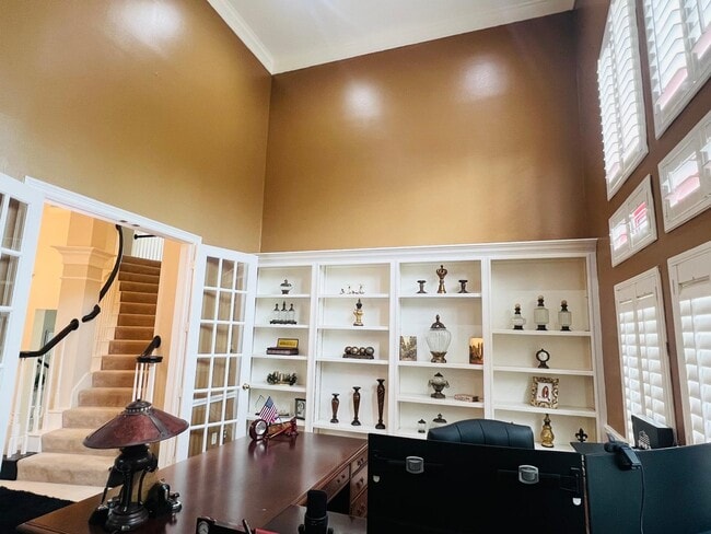 Building Photo - 4114 Fisher Lake Dr