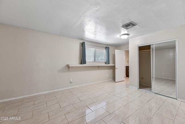 Building Photo - 2321 N 9th St