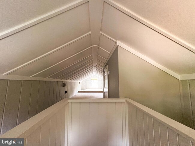 Building Photo - 27 W Wyatt Ave