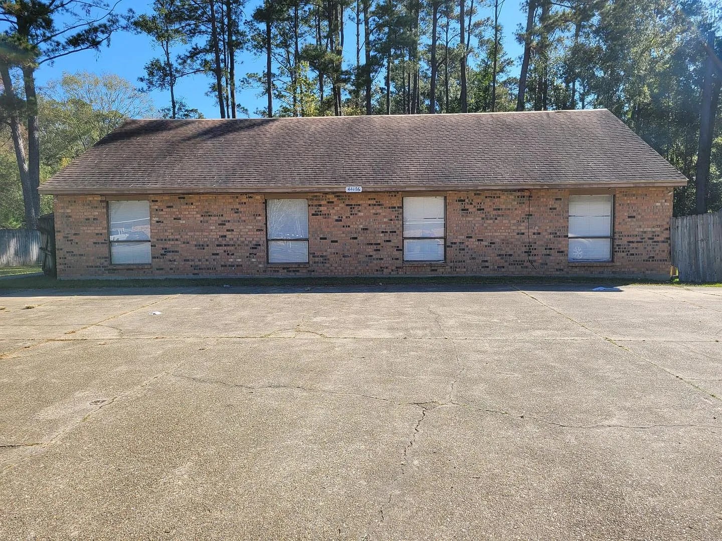 Building Photo - 44176 Simpson Pl