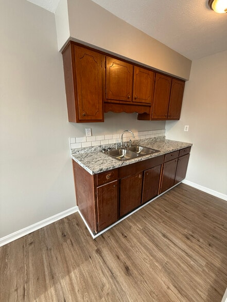 Building Photo - 2055 Peabody Ln