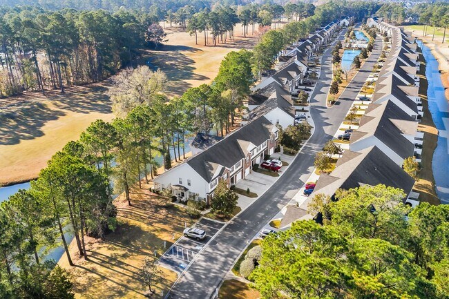 Building Photo - 3BR Townhome Carolina Forest – GREAT PRICE - Community Pool/Lake View