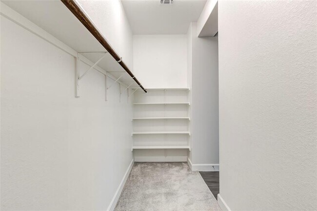 Building Photo - 100 Patrick Herndon Dr