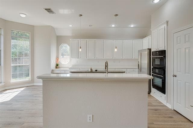 Building Photo - 145 Hearthwood Dr