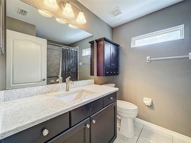 Building Photo - 27327 Roanoke Dr