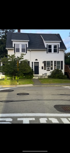 Building Photo - 50 Mechanic St