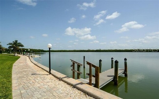 Building Photo - Longboat Key Waterfront