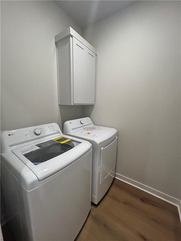 Building Photo - 621 Cosmos St