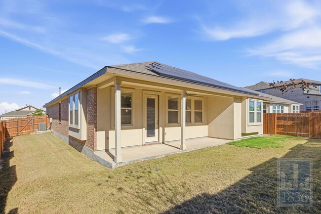 Building Photo - 19312 Fernando Trl