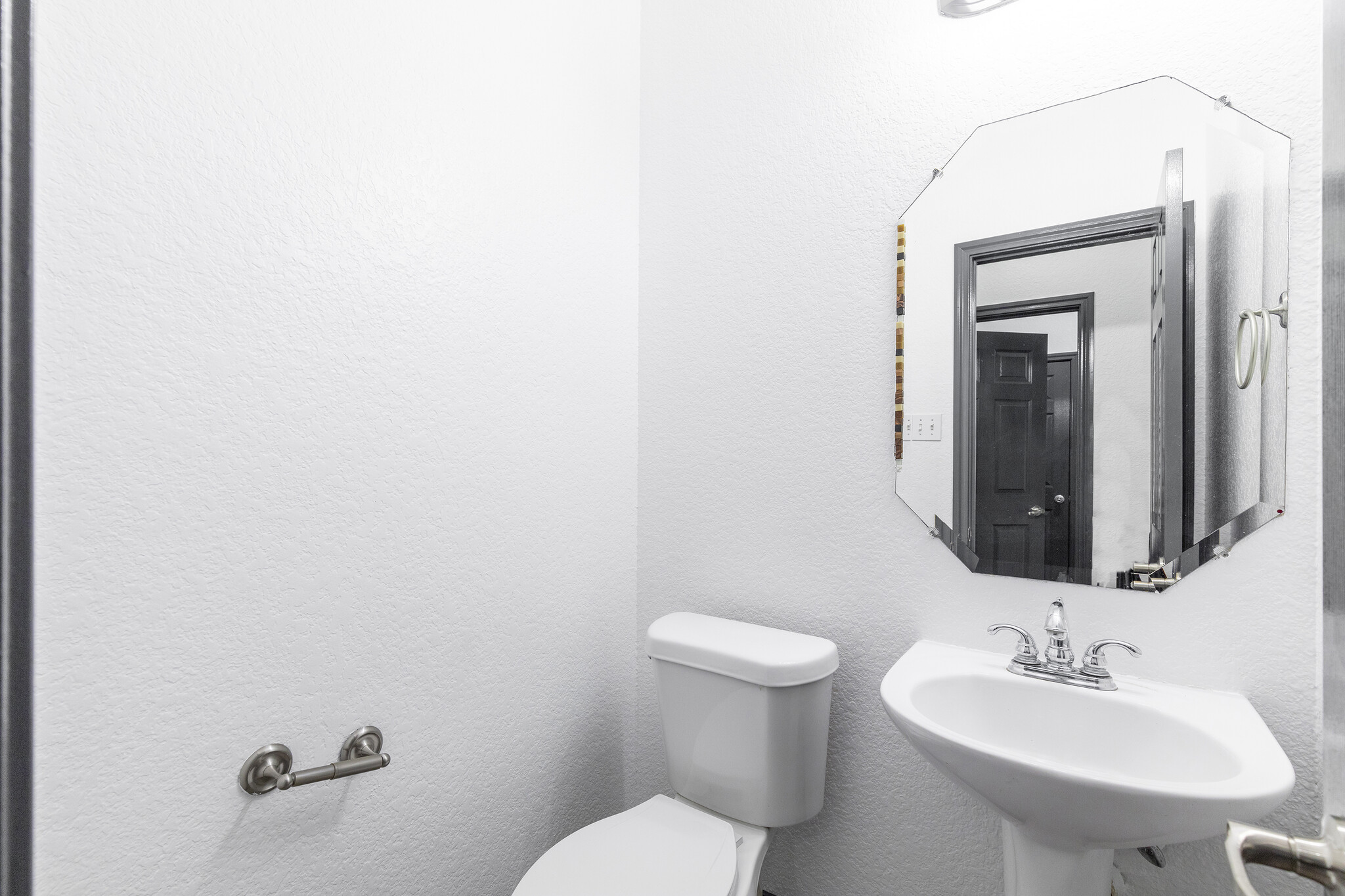 Building Photo - 1022 Shortleaf Pine Dr