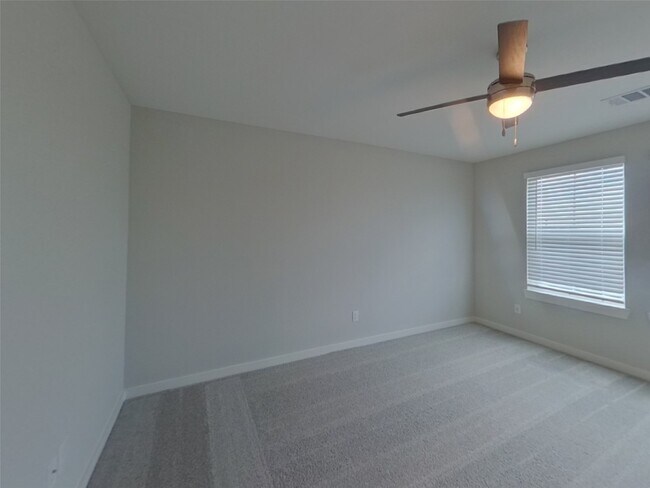 Building Photo - 22825 Terrazzo Dr