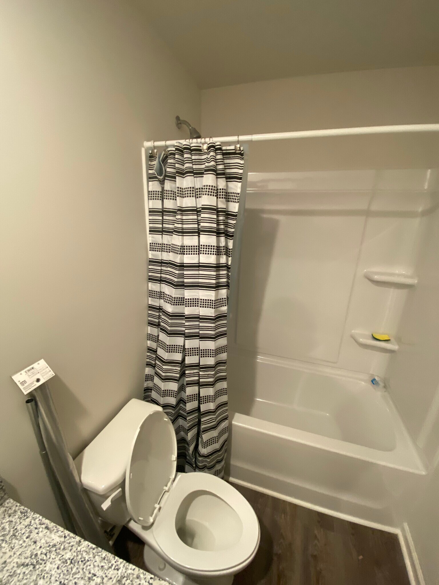 Building Photo - 427 Silo Ct