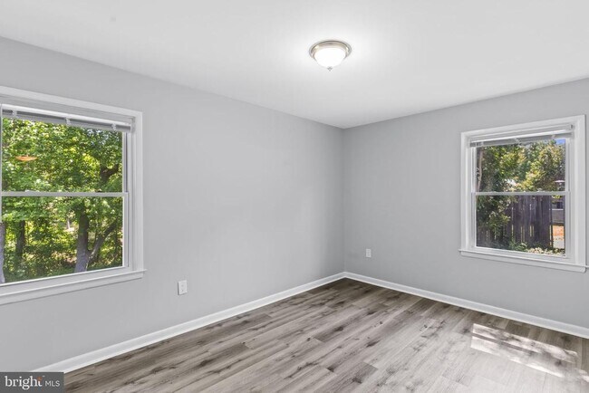 Building Photo - 2060 Red Spruce Ct
