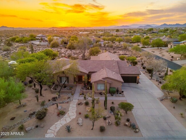 Building Photo - 5712 E Blue Sky Dr