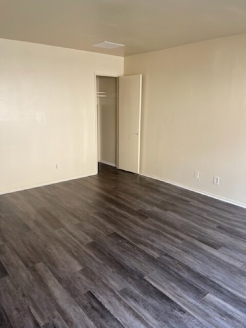 Building Photo - 1451 W 105th St