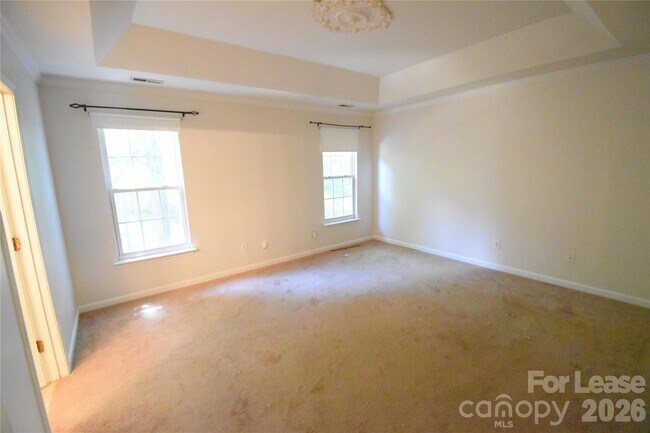 Building Photo - 3704 Wind Ridge Pl