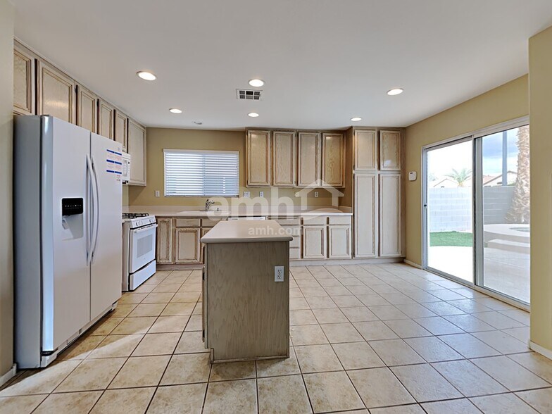 Building Photo - 9034 Dulcimer Ln