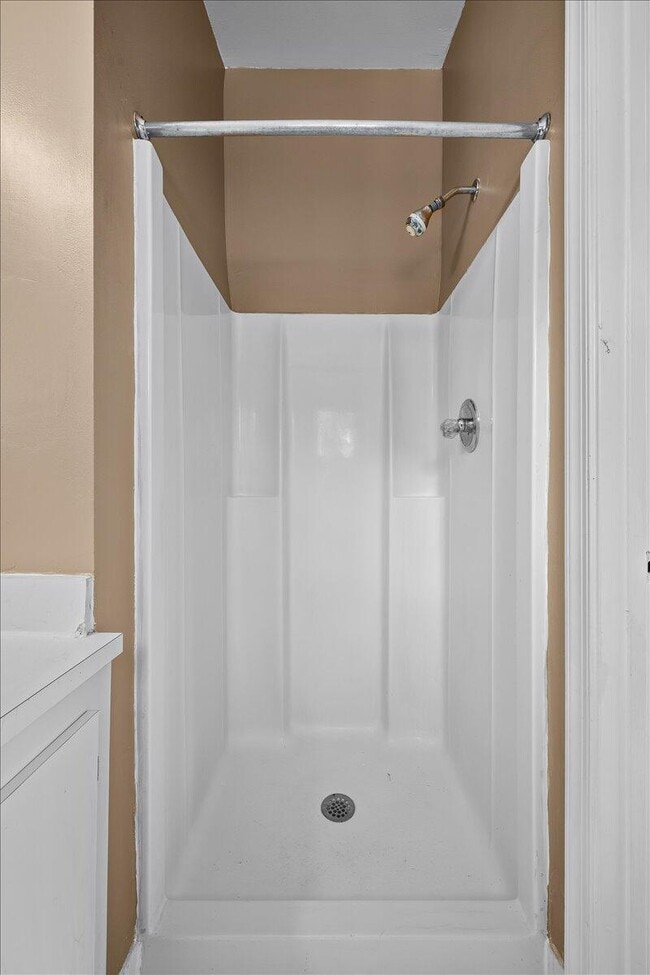 Building Photo - 12556 Woodmill Dr