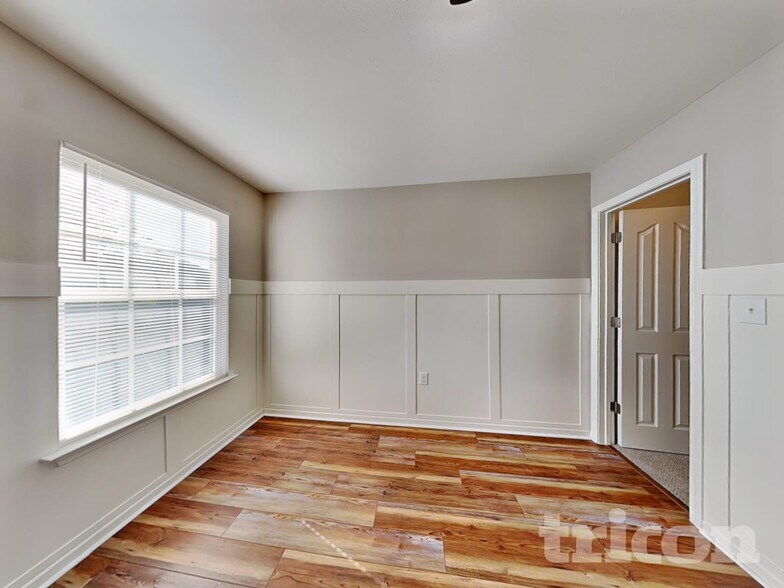 Building Photo - 2918 Tall Oaks Dr