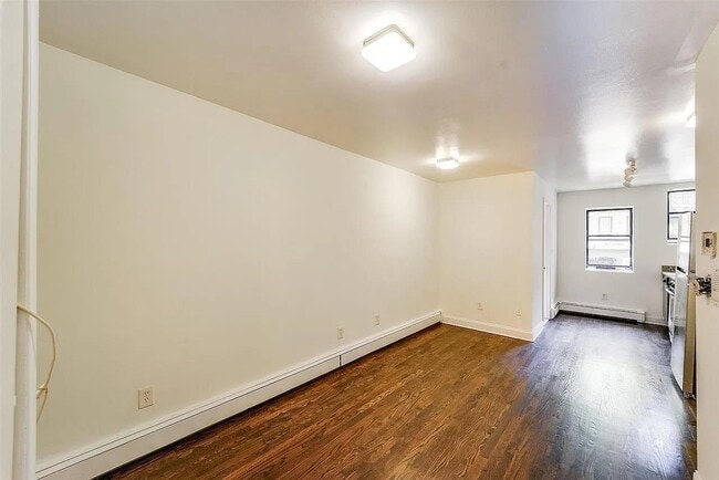 Building Photo - 63 Jefferson St