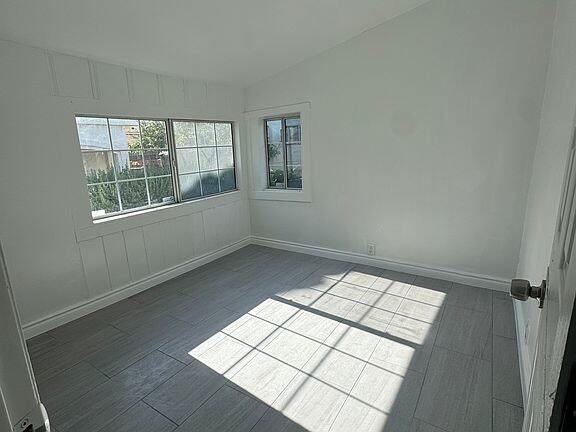 Building Photo - 1076 Mira Mar Ave