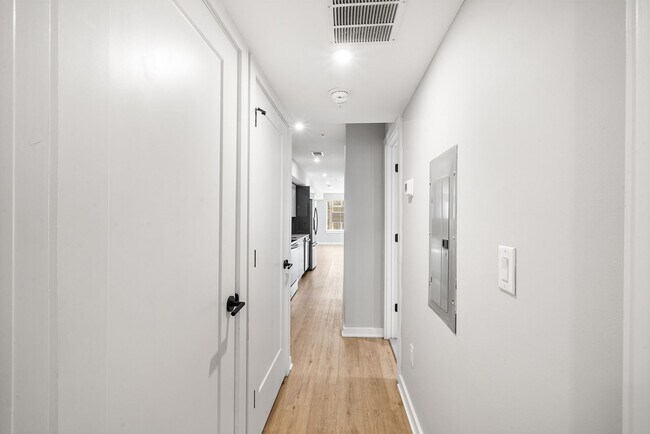 Building Photo - 1741 N 25th St