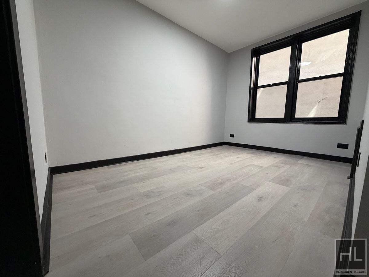 Building Photo - East 58th Street