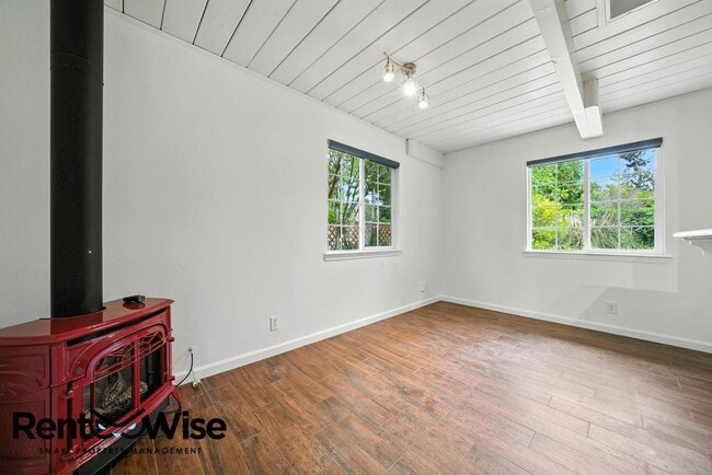 Building Photo - 2170 Clayton Dr