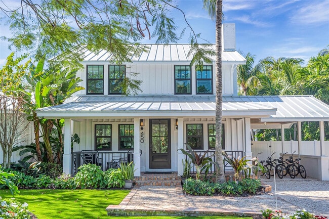 Building Photo - 450 N Swinton Ave