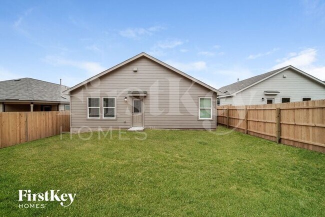 Building Photo - 13131 Rosemary Cove
