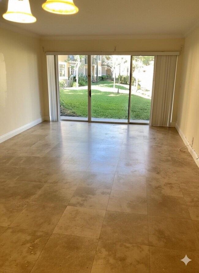 Building Photo - 8721 Wiles Rd