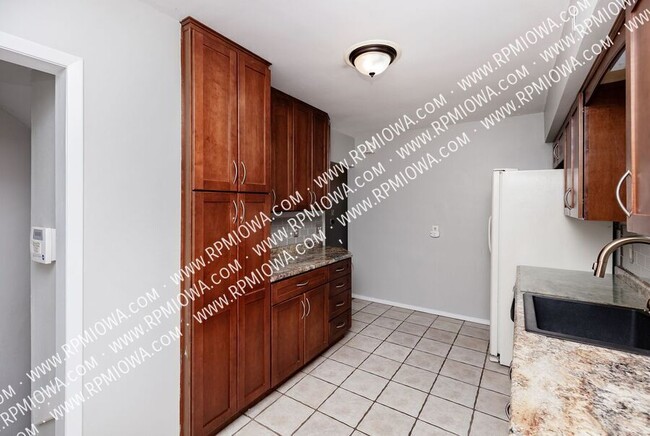 Building Photo - 3109 Holcomb Ave