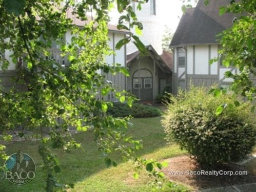 Building Photo - 3365 Keystone Ave