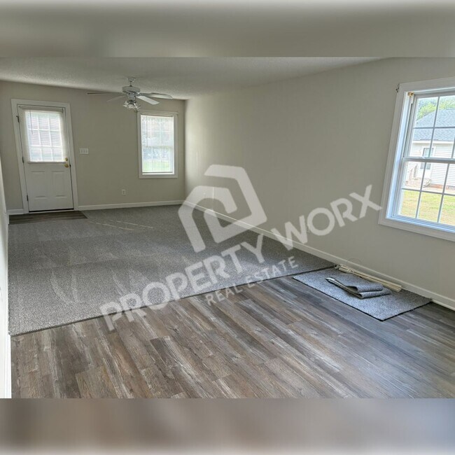Building Photo - 212 N Thorne St