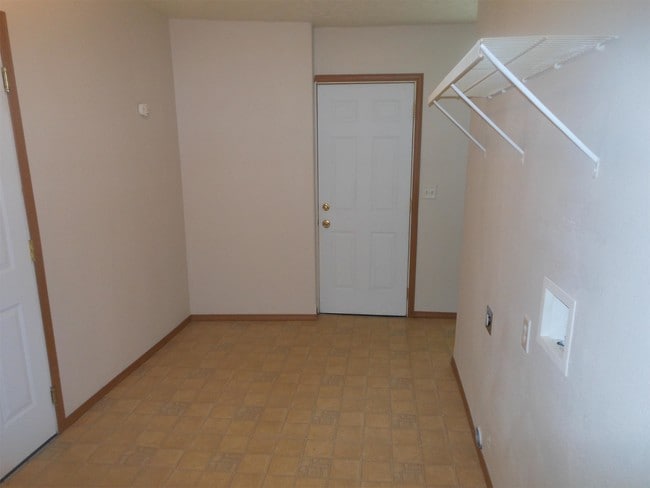 Building Photo - 2328 N Wilbur Rd