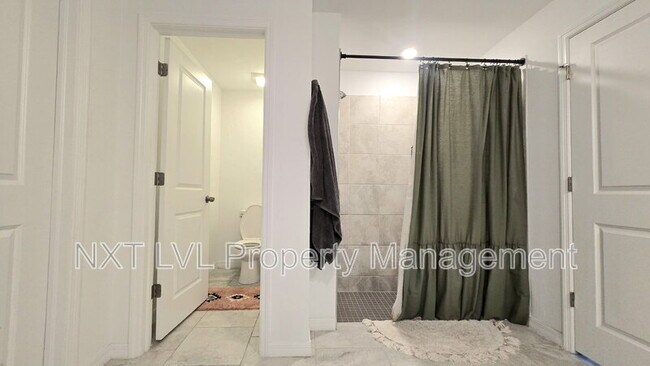 Building Photo - 4049 Villa Doria Ct