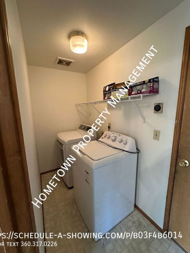 Building Photo - 1800 Lebanon St SE