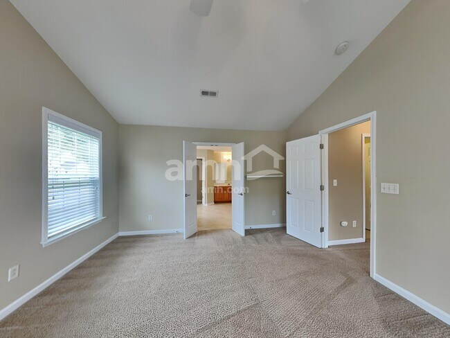 Building Photo - 203 Fledgling Way