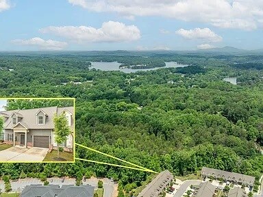 Building Photo - 3875 Valley View Ct