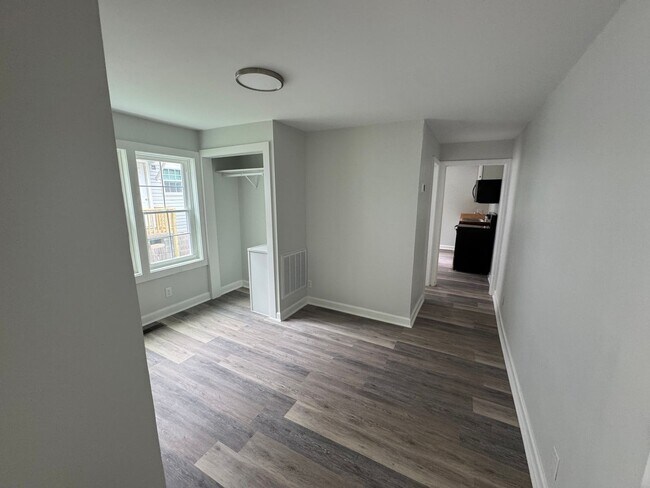 Building Photo - 331 Wheeler Ave
