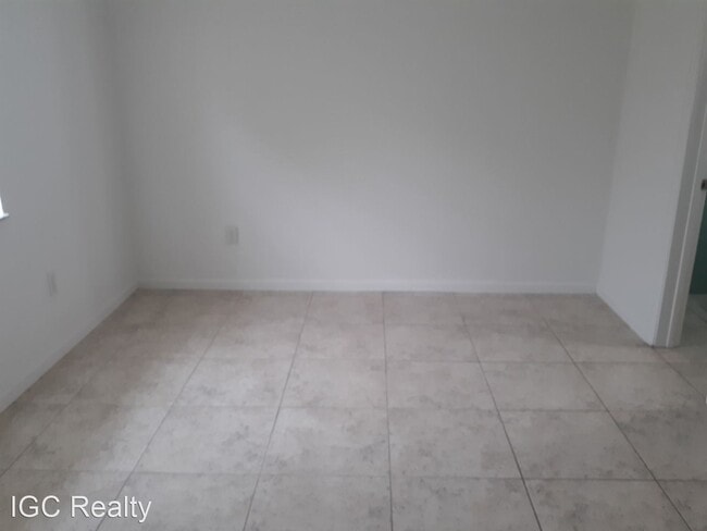 Building Photo - 3 br, 2 bath House - 907 Espanola Way