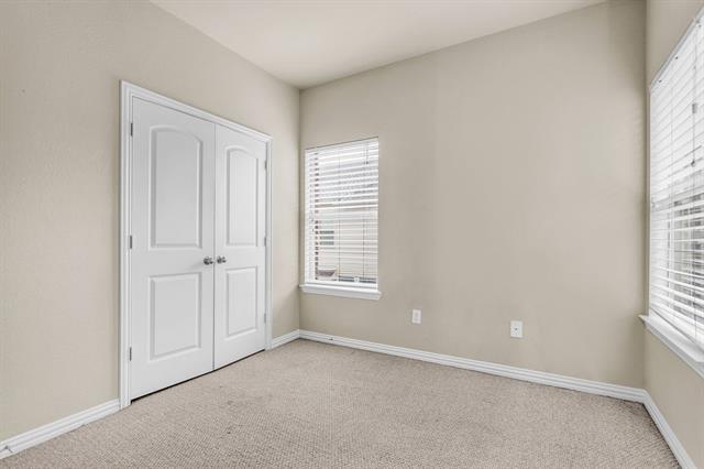 Building Photo - 2500 Rockbrook Dr