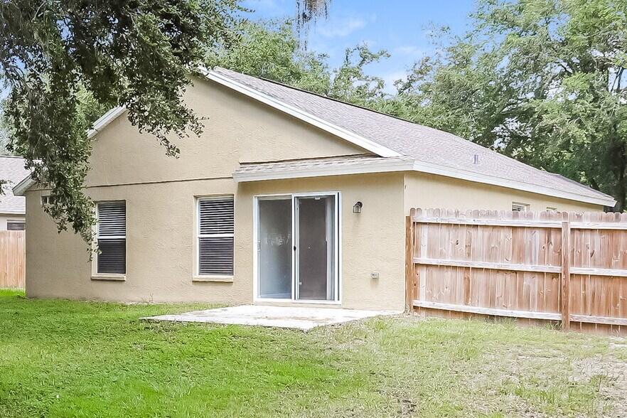 Building Photo - 14911 Stag Creek Cir