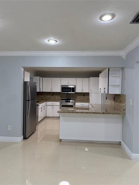 Building Photo - 10911 NW 18th Pl