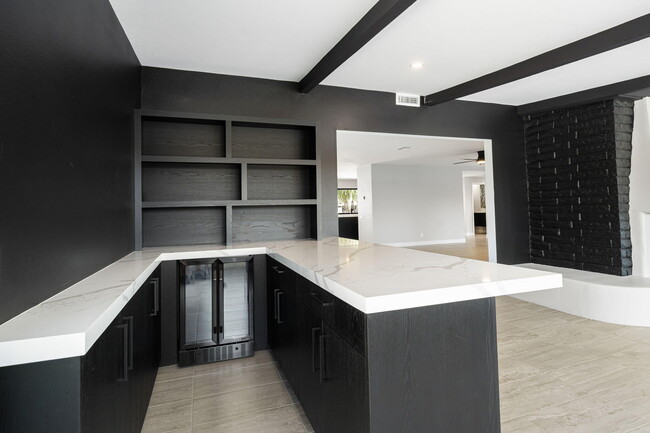Building Photo - 79869 Hummingbird Ln