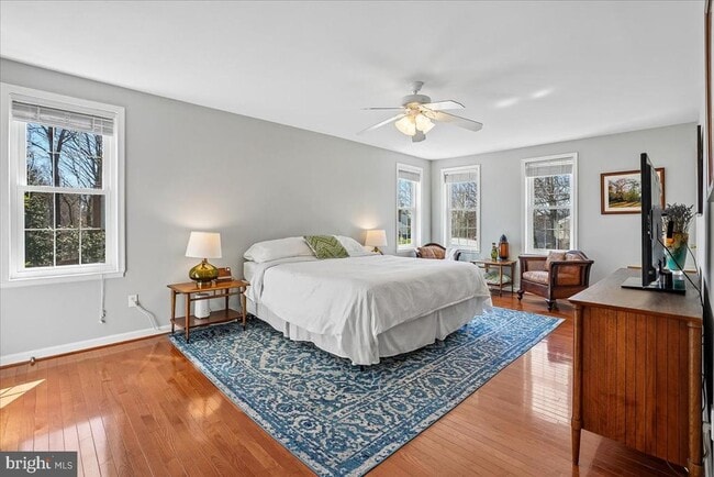 Building Photo - 4400 Loganberry Ln